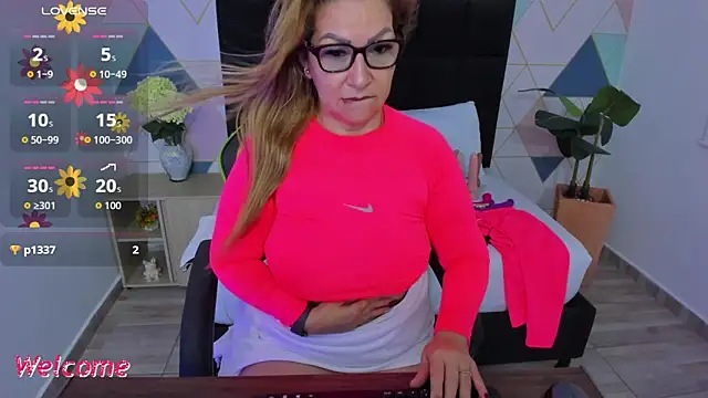 gisela27: онлайн-секс-чат