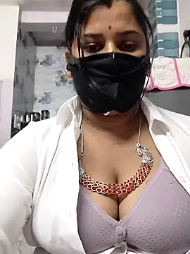 pinkisaha75のウェブカメラショー