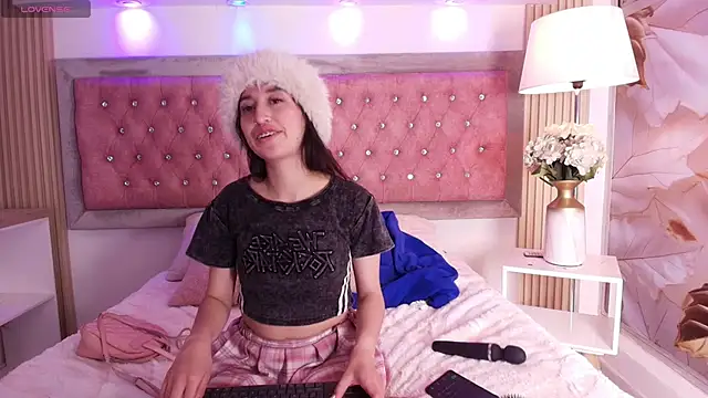 دردشة Shy_Cherry_ الجنسية المباشرة