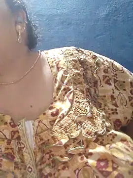 دردشة tamilthanushri الجنسية المباشرة