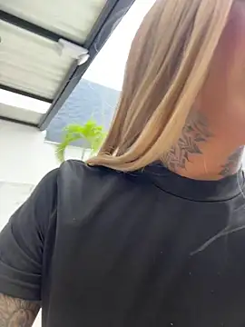 Show modela miss_tatiana_ na web-kameri