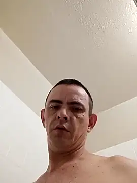 Vergadura590 Webcam-Show