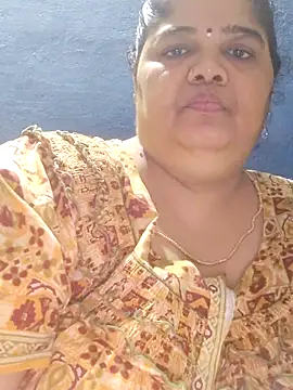 tamilthanushri's Live XXX Chat