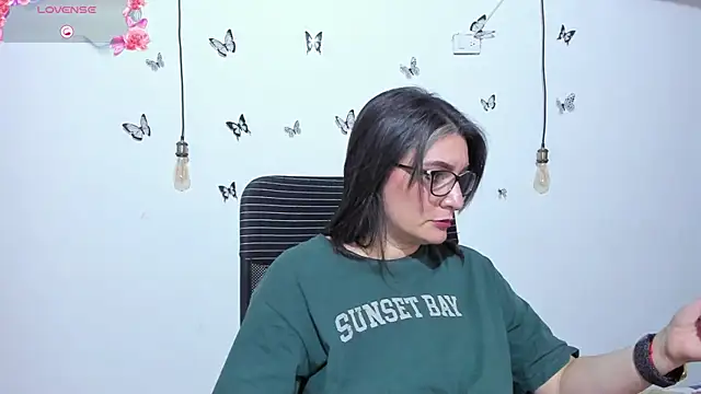 Amie_Adams82_ Obrolan Langsung XXX