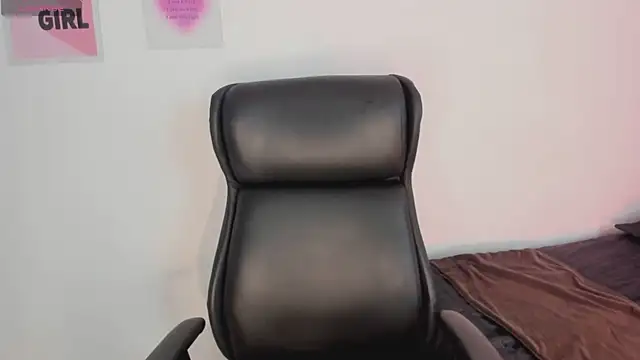 LanaJones_ Chat XXX in diretta