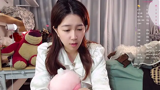 XueLi1902のライブXXXチャット