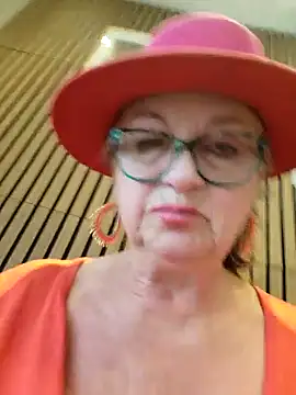 Chat +18 de Hot-Muci ao vivo