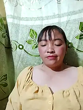 Minkine022 在線直播表演