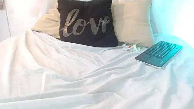 melany_benson 即時 XXX 聊天