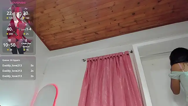 luna_velveth Chat XXX live