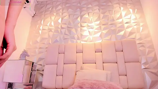 mell_muller's Live XXX Chat