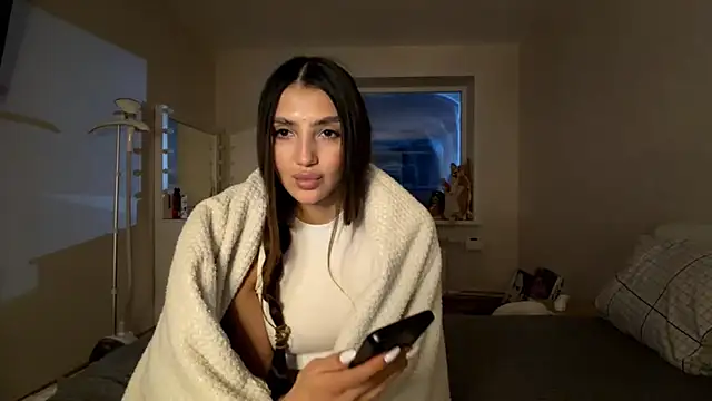 AlvinaMair webcam show