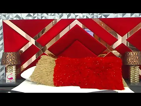 SusanMendoza Show in webcam