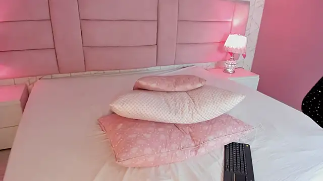 VictoriaLasse Chat XXX in diretta