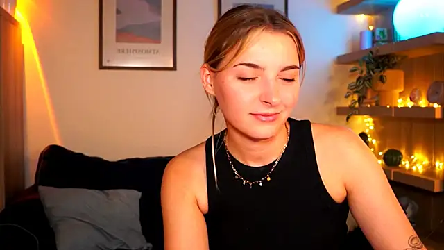 Chat XXX en directo de tiny_pixieee