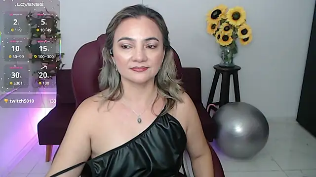 Chat +18 de ana_milf ao vivo