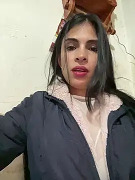 Astrid-- Pertunjukan Webcam