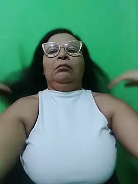 Amarantha25 Adlı Modelin Canlı XXX Sohbeti