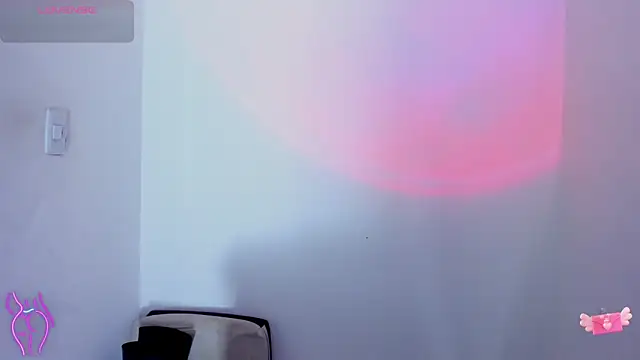 Viioleett_cum's Live XXX Chat