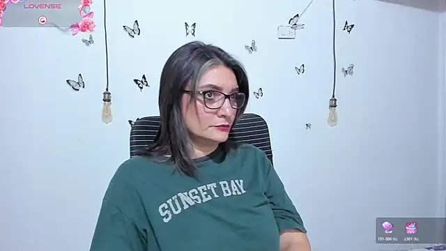 Amie_Adams82_ Live XXX-chat