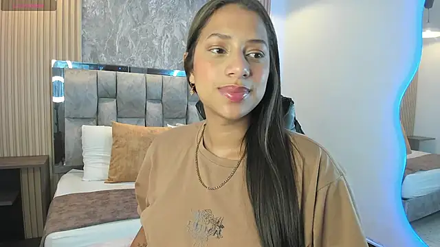 Show modela Atiena_ na web-kameri