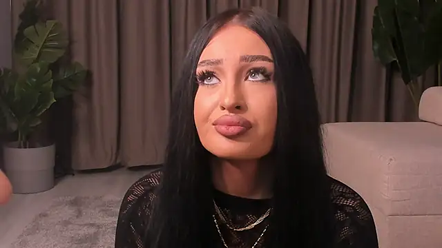 EmeraldKat Webcam show