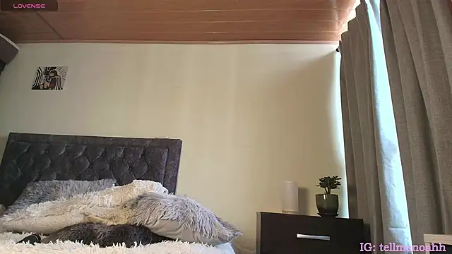 Hairyparadise Chat XXX live