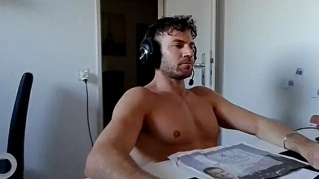 alpha-hunkn Live XXX chat