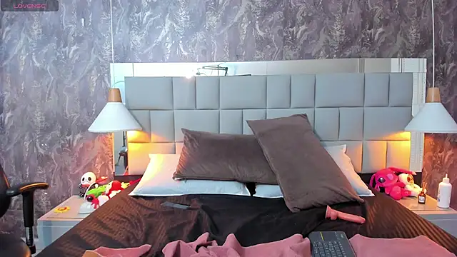 emhavega Chat XXX live