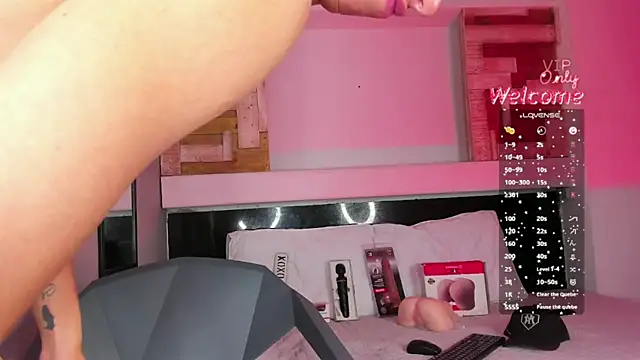 AmberAdams_ live XXX chat