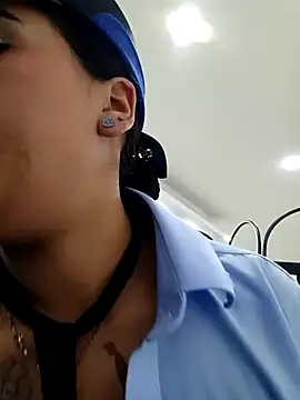 MAYE__13 Chat XXX in diretta