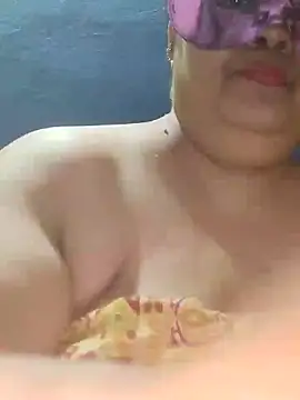 tamilthanushri Live XXX-Chat