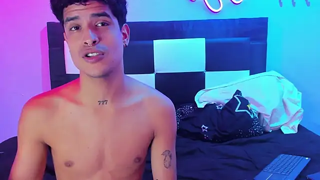 Lucky_boys__X 在線直播表演