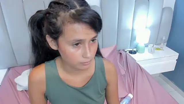 luly_dreams Chat XXX in diretta