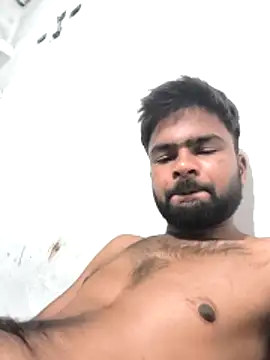 HOT-SHADEV80: διαδικτυακό σόου στην κάμερα