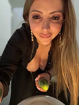 _Abril-Office1 Adlı Modelin Canlı XXX Sohbeti