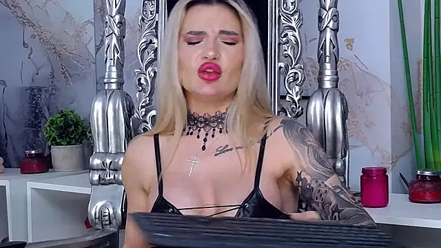 Chat XXX ao vivo de NightshadeIris