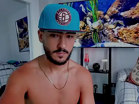 david__johnson372's Live XXX Chat