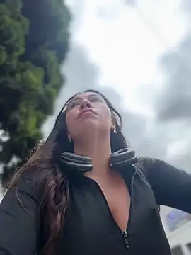 LIZ-06_ 现场XXX聊天