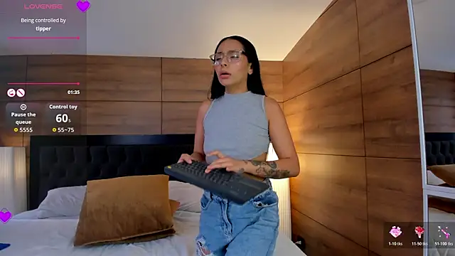 Chat XXX ao vivo de Roseaurora