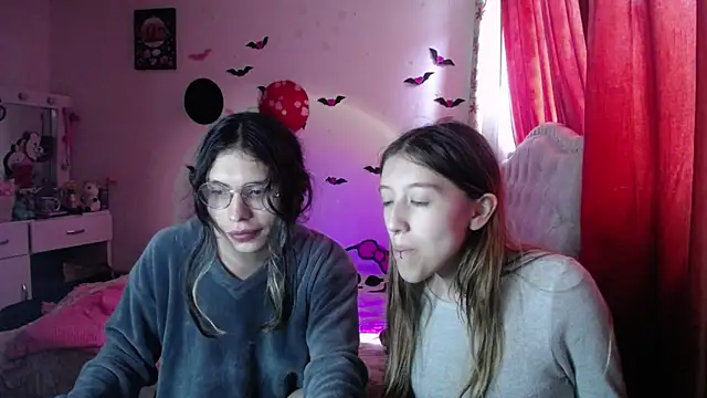 Briar_y_Blair: вебкам-шоу