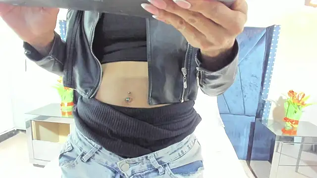 Webkamerová show Sara_Hanks