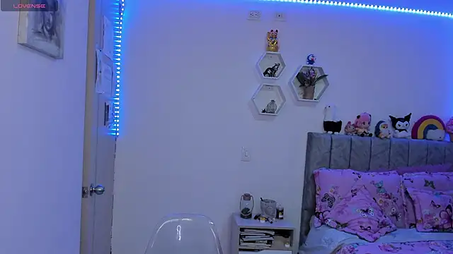 Luna_Paris_ – Naživo XXX chat