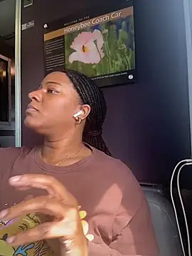 CoCoGoddess_'s Webcam Show