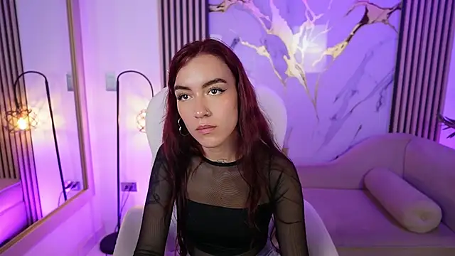 Онлайн чат XXX TessaaFox