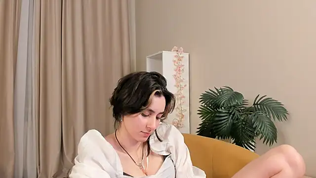 Онлайн чат XXX JackiYoss