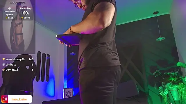 Liam_Kleiin Chat XXX live