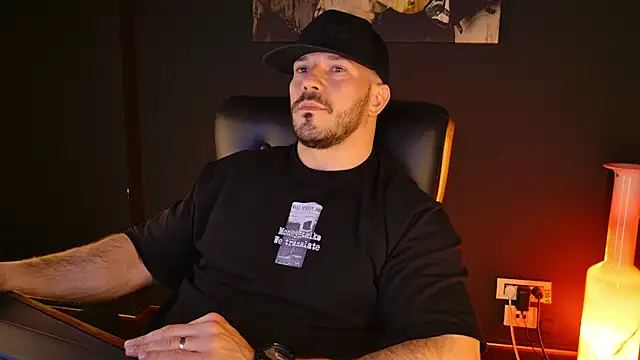 AngeloEric 在線直播表演