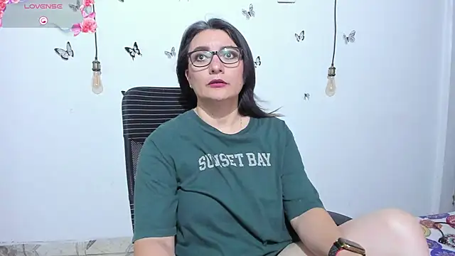 Amie_Adams82_ Live XXX-Chat