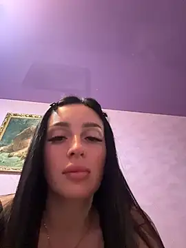 Soft_Pleasure Adlı Modelin Canlı XXX Sohbeti